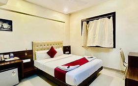 Hotel Mumbai International